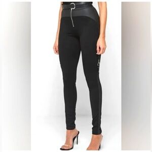 [NWT] Maniere De Voir Black High-Waisted Leggings